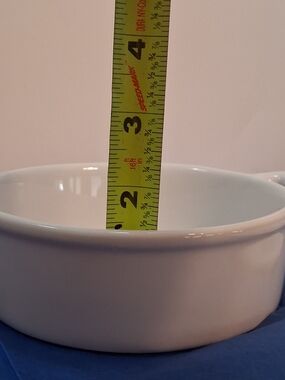 Crate&Barrel Small Casserole Dish With Lid Stoneware